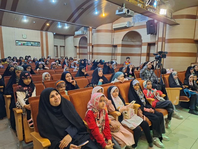 برگزاری جشن دهه کرامت روز دختر و میلاد با سعادت امام رضا علیه السلام