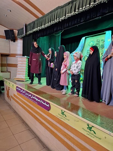 برگزاری جشن دهه کرامت روز دختر و میلاد با سعادت امام رضا علیه السلام