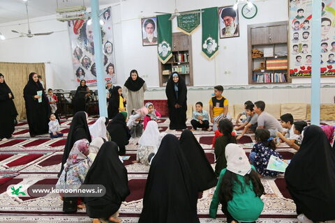 خدمات رسانی فرهنگی کتابخانه سیار دشتستان به مناطق محروم استان بوشهر