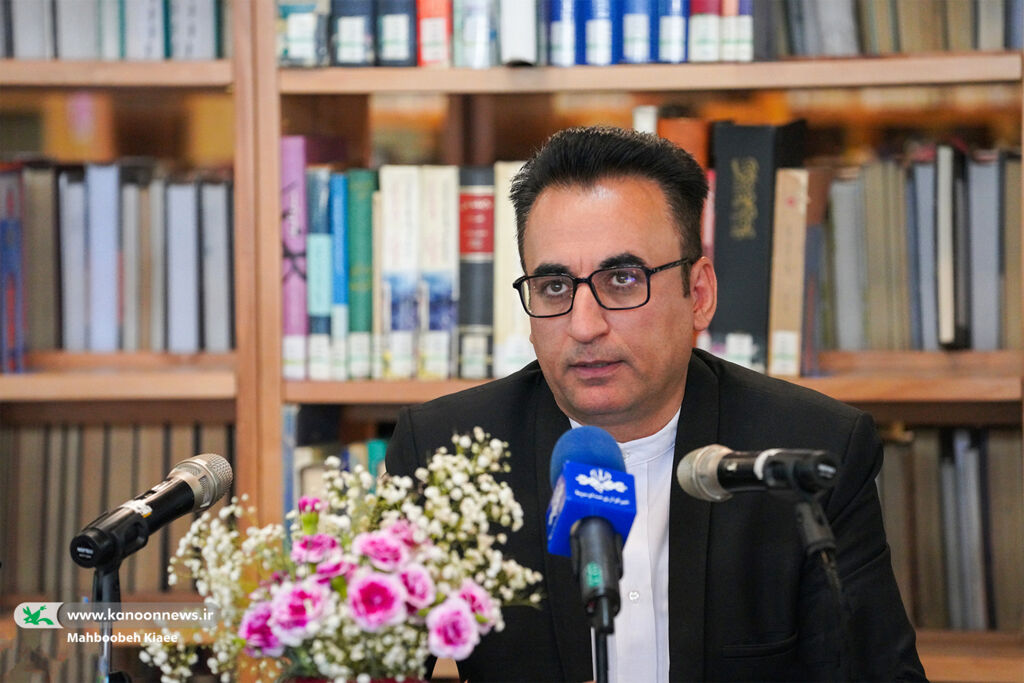 ایجاد مشکلات اجتماعی و عاطفی با استفاده بیش از حد از بازیهای رایانهای