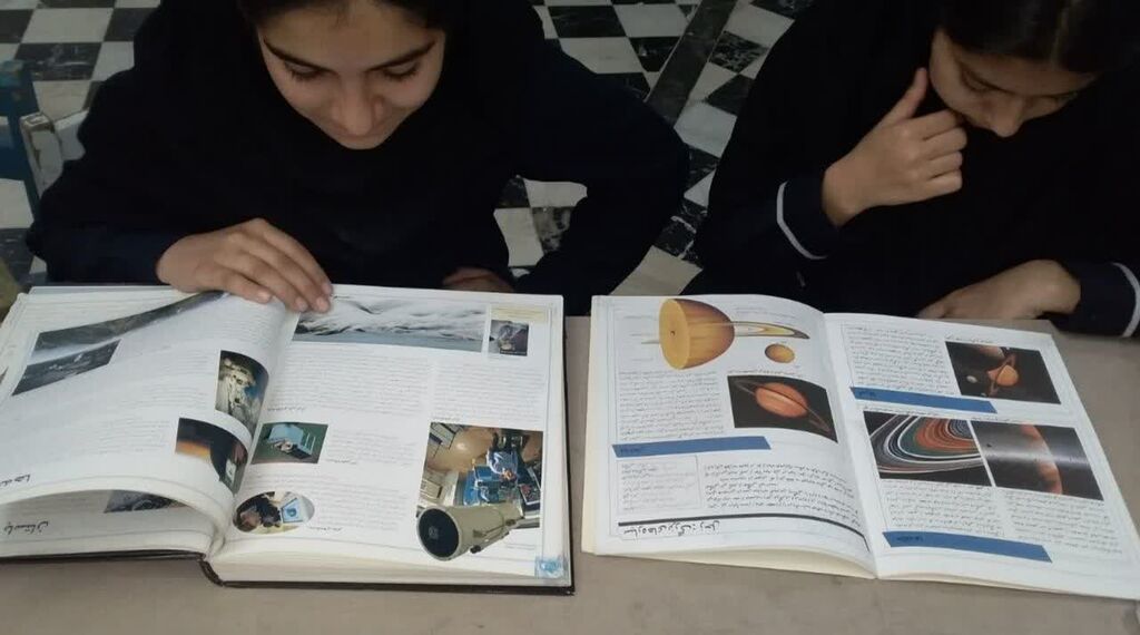 برنامه های ویژه هفته نجوم در مراکز کانون استان ایلام برگزار شد