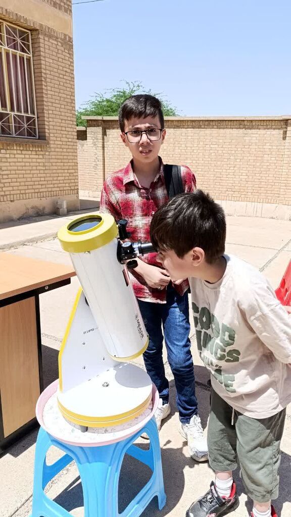 برنامه های ویژه هفته نجوم در مراکز کانون استان ایلام برگزار شد