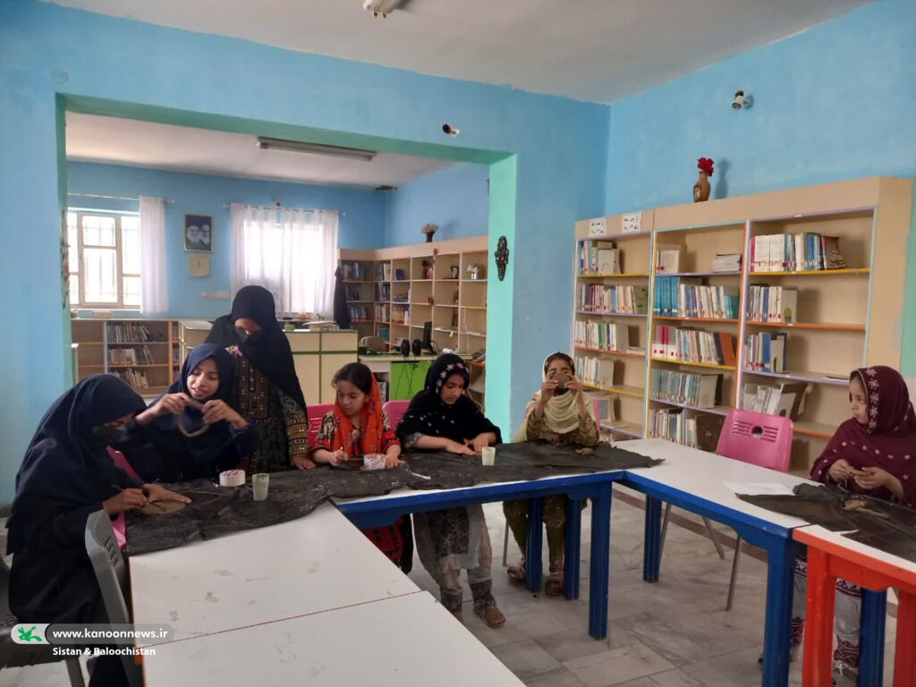 گرامیداشت هفته مقاومت و پیروزی در مراکز فرهنگیهنری کانون پرورش فکری سیستان و بلوچستان