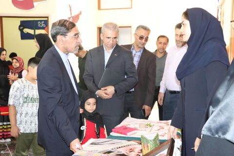 بازدید اعضای شورای معاونان و مدیران کانون پرورش فکری کشور از گلستان(1)