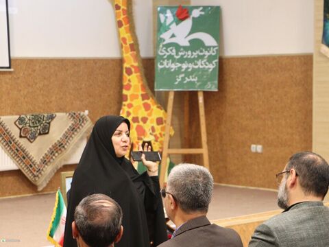 بازدید اعضای شورای معاونان و مدیران کانون پرورش فکری کشور از گلستان(1)