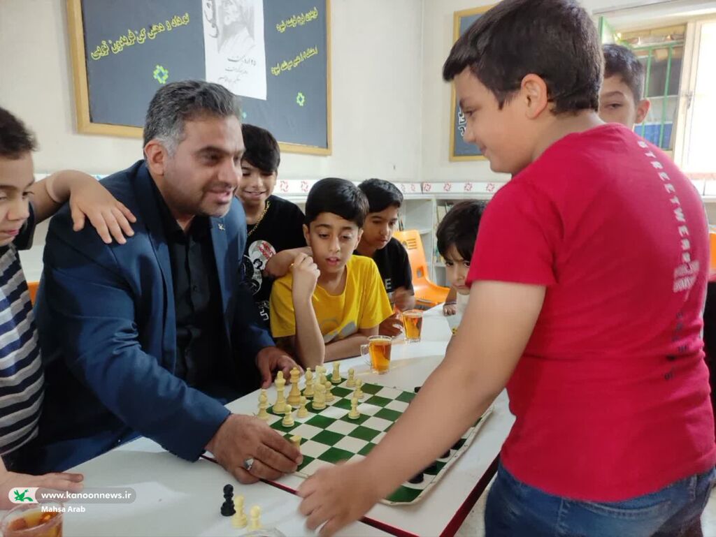 روز پرماجرای مدیرکل کانون سیستان و بلوچستان در دنیای پرنشاط اعضای مرکز شماره چهار زاهدان