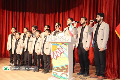 دیدار مدیرعامل کانون پرورش فکری با اعضای نوجوانان و ارشد