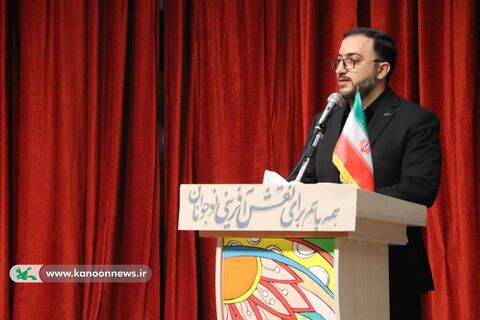 دیدار مدیرعامل کانون پرورش فکری با اعضای نوجوانان و ارشد