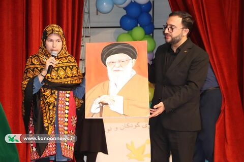 دیدار مدیرعامل کانون پرورش فکری با اعضای نوجوانان و ارشد