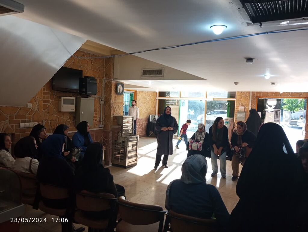 دومین نشست انجمن قصه گویی کانون البرز با موضوع «قصههای کارآفرینی»برگزار شد