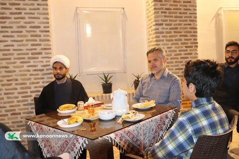نشست هم اندیشی مدیر عامل کانون با فعالان حوزه کودک و نوجوان استان گلستان