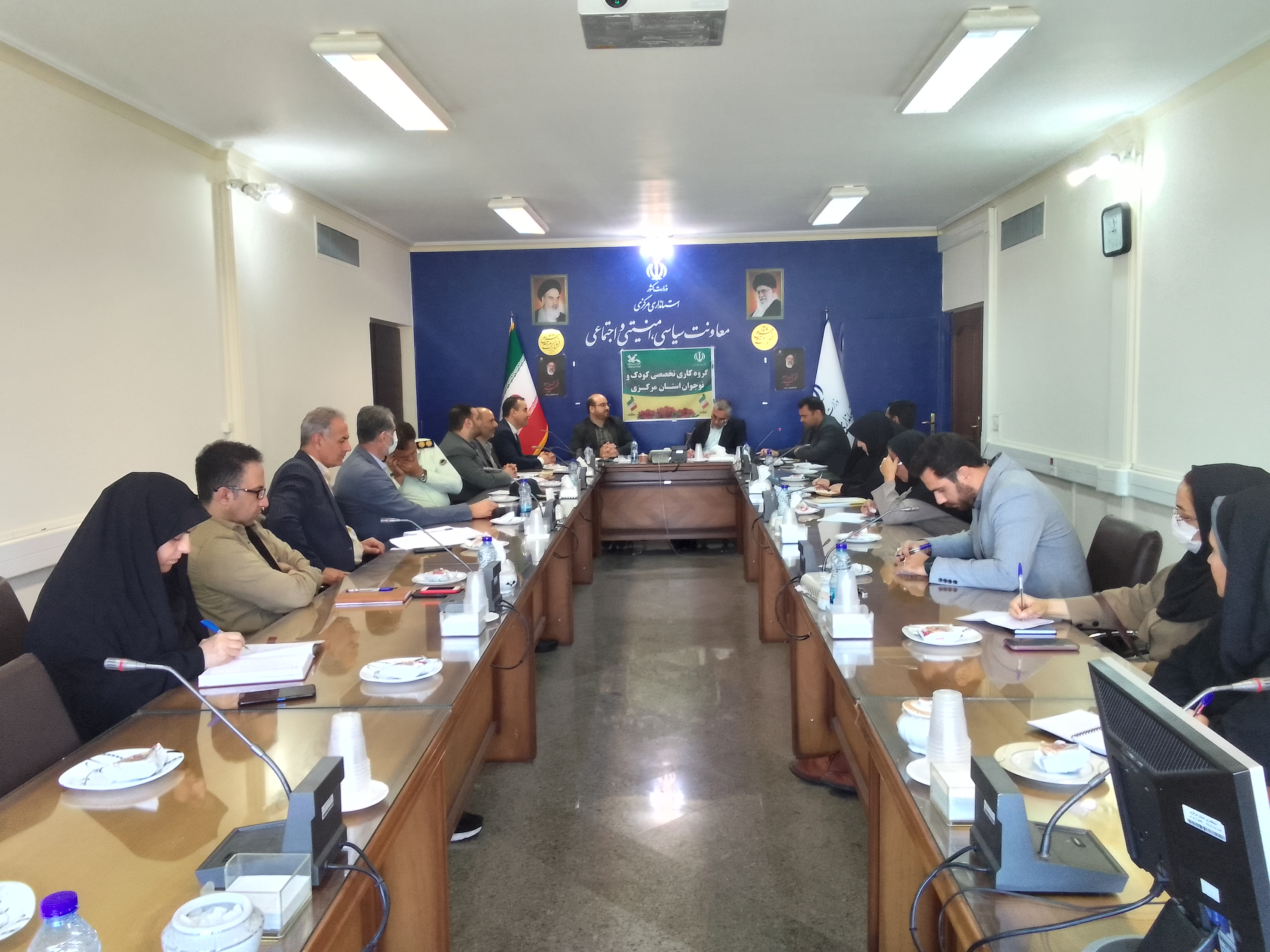 اولین جلسه گروه کاری تخصصی کودک و نوجوان  استان مرکزی