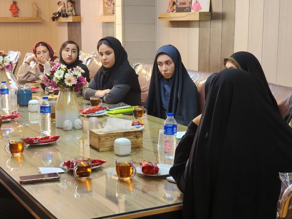 اولین جلسه کلاسداری مربییاران کانون همدان برگزار شد