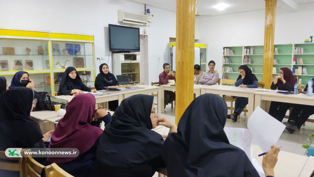 برگزاری جلسه هم اندیشی حوزه ی امیدیه و اهواز در کانون خوزستان