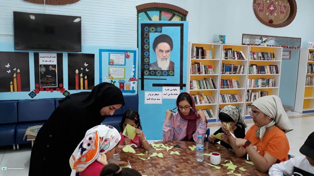 «در سوگ امام پروانه ها» در مرکز ابهر کانون زنجان برگزار شد