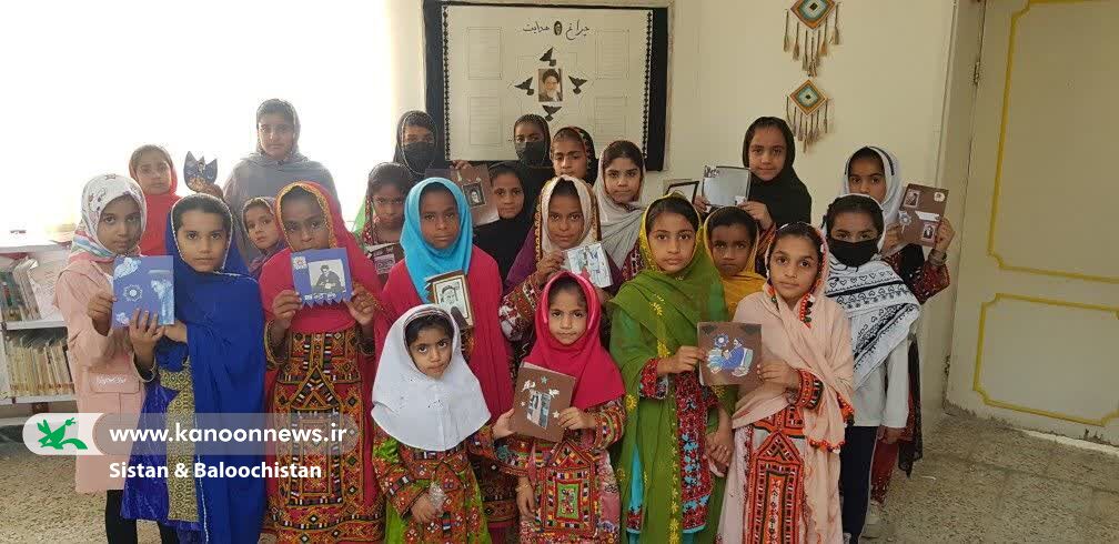 گرامیداشت یاد و خاطره امام خمینی(ره) در مراکز فرهنگیهنری سیستان و بلوچستان(بخش دوم)