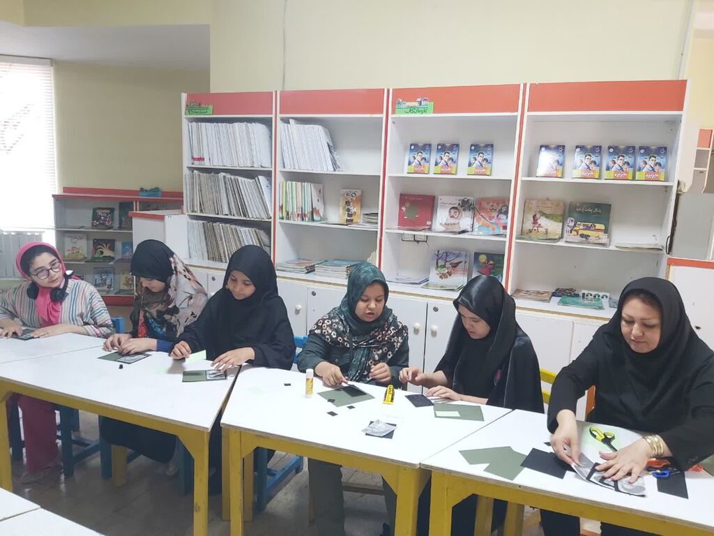 ویژه برنامههای«پیرجماران»و «مهربان مثل باران» در مراکز کانون البرز اجرا شد