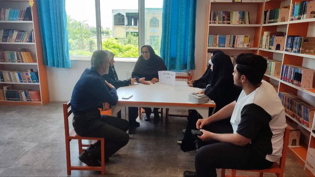 پنج شنبه فیلم و نمایش مراکز فرهنگی- هنری همدان