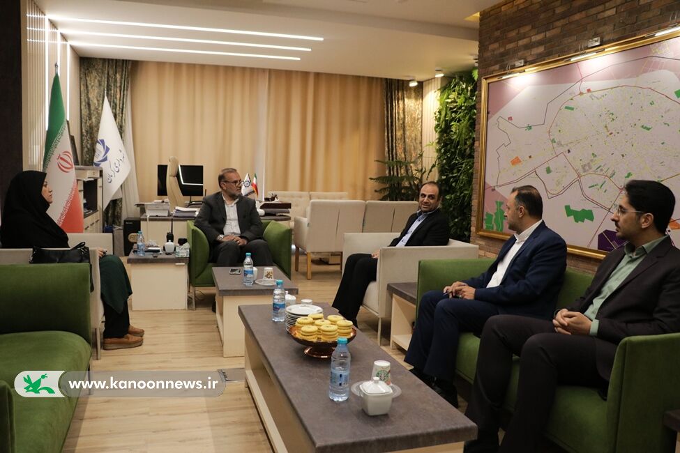 دیدار مدیرکل کانون با شهردار کرمان