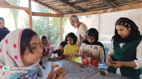 برگزاری کارگاه آموزشی سفالگری با چرخ مینیاتوری در کانون پرورش فکری سیستان و بلوچستان