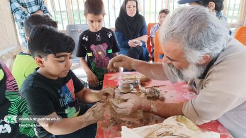 برگزاری کارگاه آموزشی سفالگری با چرخ مینیاتوری در کانون پرورش فکری سیستان و بلوچستان