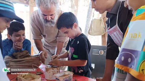 برگزاری کارگاه آموزشی سفالگری با چرخ مینیاتوری در کانون پرورش فکری سیستان و بلوچستان