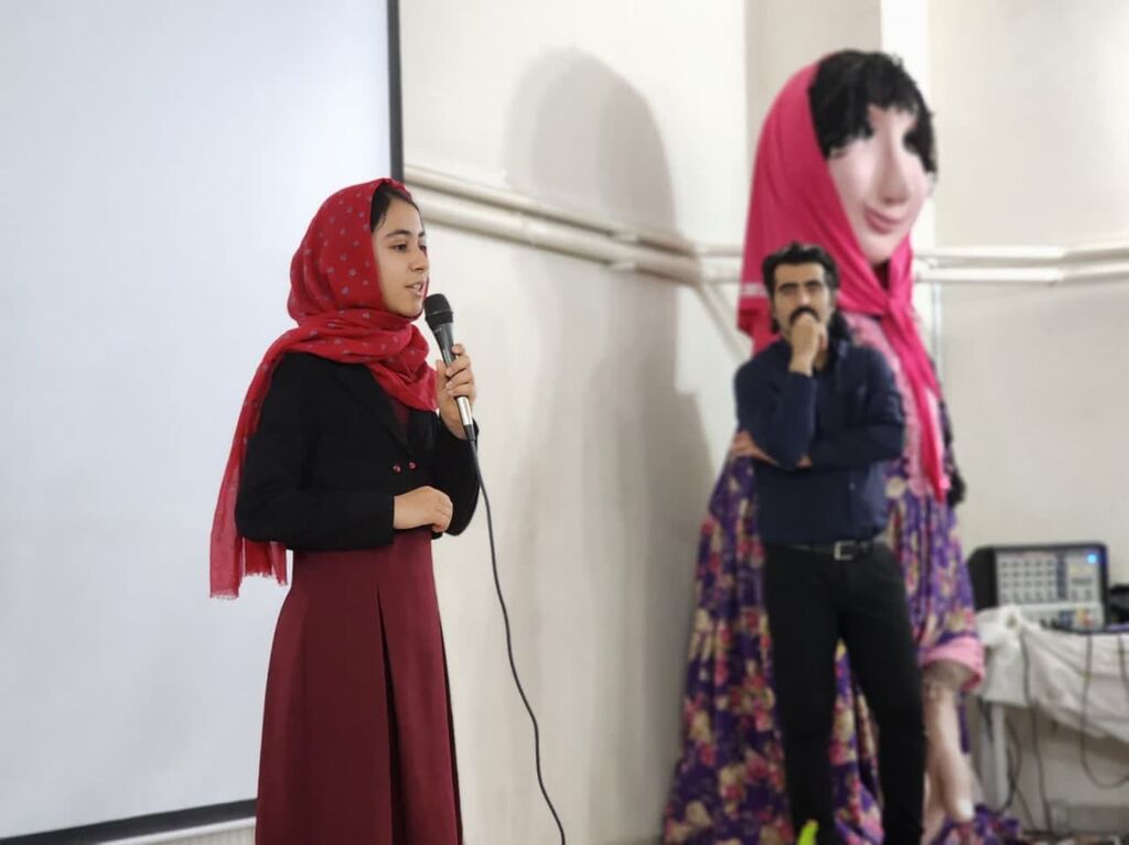 زنگ کانون همدان با شعار «تابستانتو بساز» به صدا درآمد