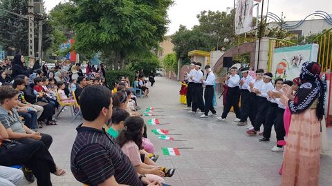 در امتداد خدمت