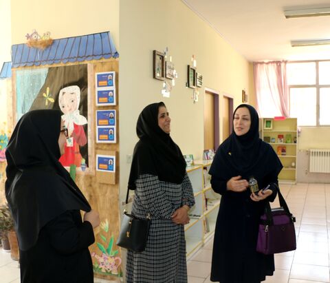 بازدید مدیرکل منابع انسانی و پشتیبانی کانون و رئیس گروه امور فنی و کتابداری مراکز فرهنگی هنری از مراکز شیراز