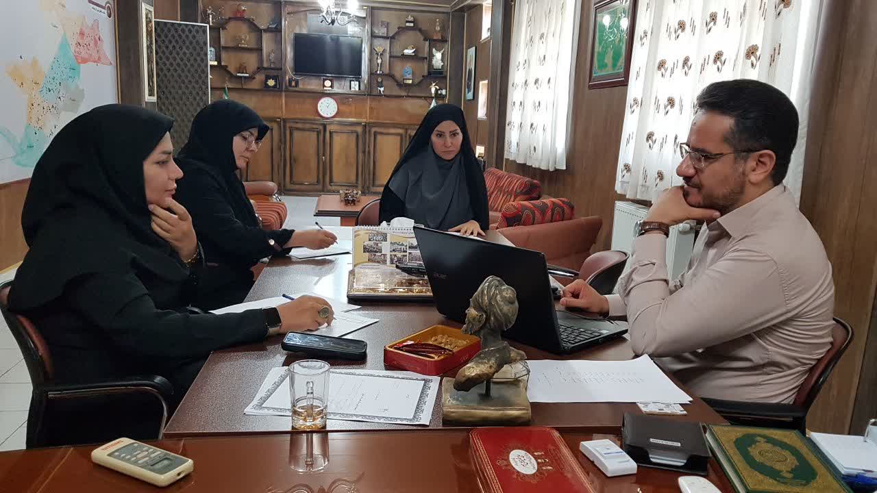 مرکز به مرکز مجازی با مسئولین مراکز کانون کرمانشاه