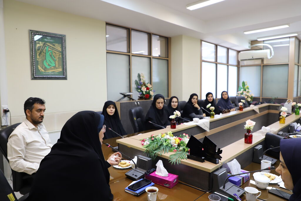 پایان اولین نشست فصلی مربیان ادبی مراکز استان