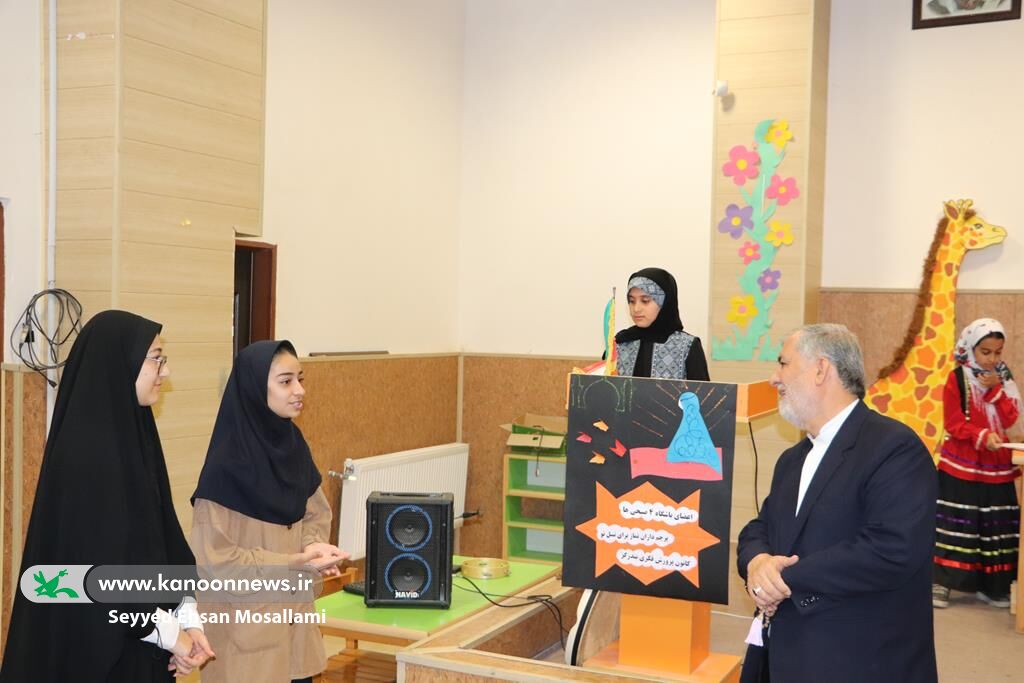 تقدیر از اعضای گروه«۴ صبحیها» کانون پرورش فکری بندرگز