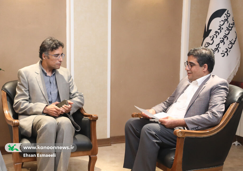 نخستین نشست تخصصی قصهگویی در دبیرخانه ترویج و توسعه قصهگویی ایران برگزار شد