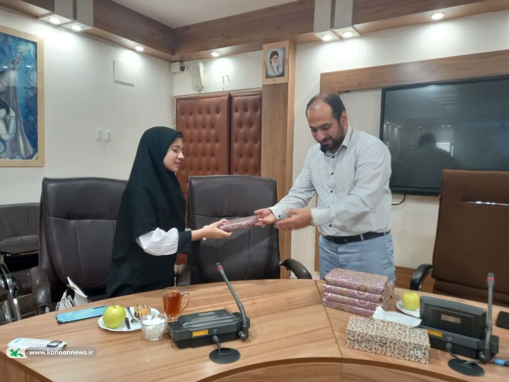 شاعران نوجوان خراسان رضوی بر بلندای قاف