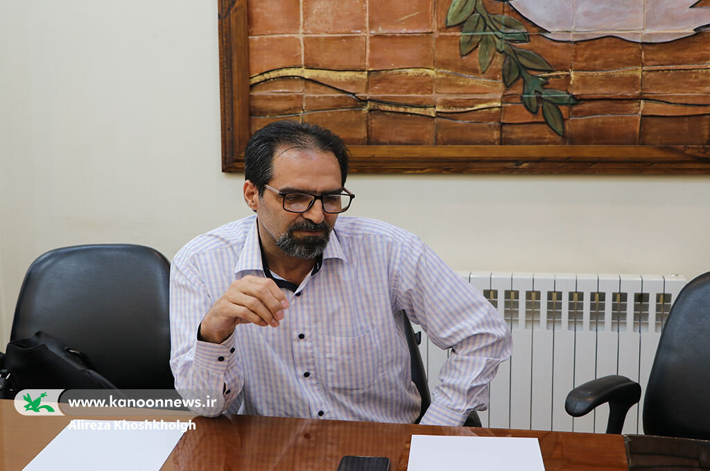 یاریگر صعود کودکان به قلههای فرهنگ و ادب باشیم 