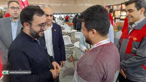 بازدید مدیرعامل کانون از نهمین نمایشگاه بینالمللی نوشتافزار ایرانپنکس