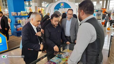 بازدید مدیرعامل کانون از سومین نمایشگاه اسباببازی و صنایع وابسته ایرانتویکس