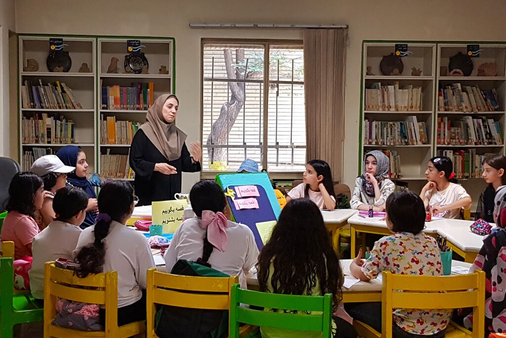 image-20240615072311-13.jpeg زنگ قصه گویی در مراکز کانون استان تهران نواخته شد