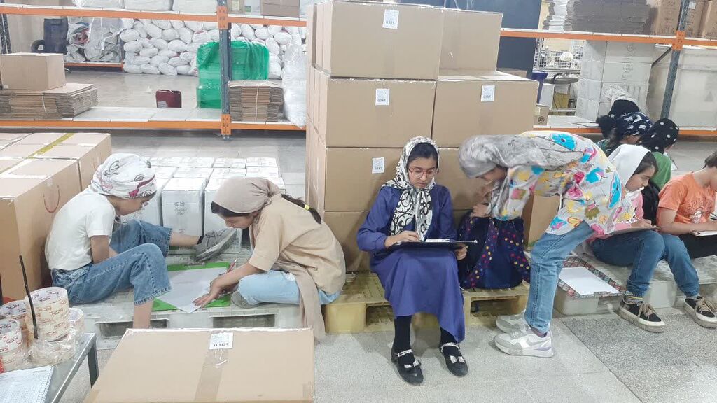 برگزاری کارگاههای نقاشی «شهید خدمت» در سمنان و شاهرود