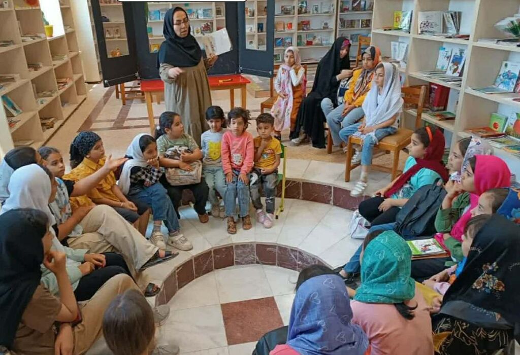 نکوداشت سالروز ثبت ملی قصهگویی ایرانی در مراکز فرهنگی و هنری کانون استان قزوین