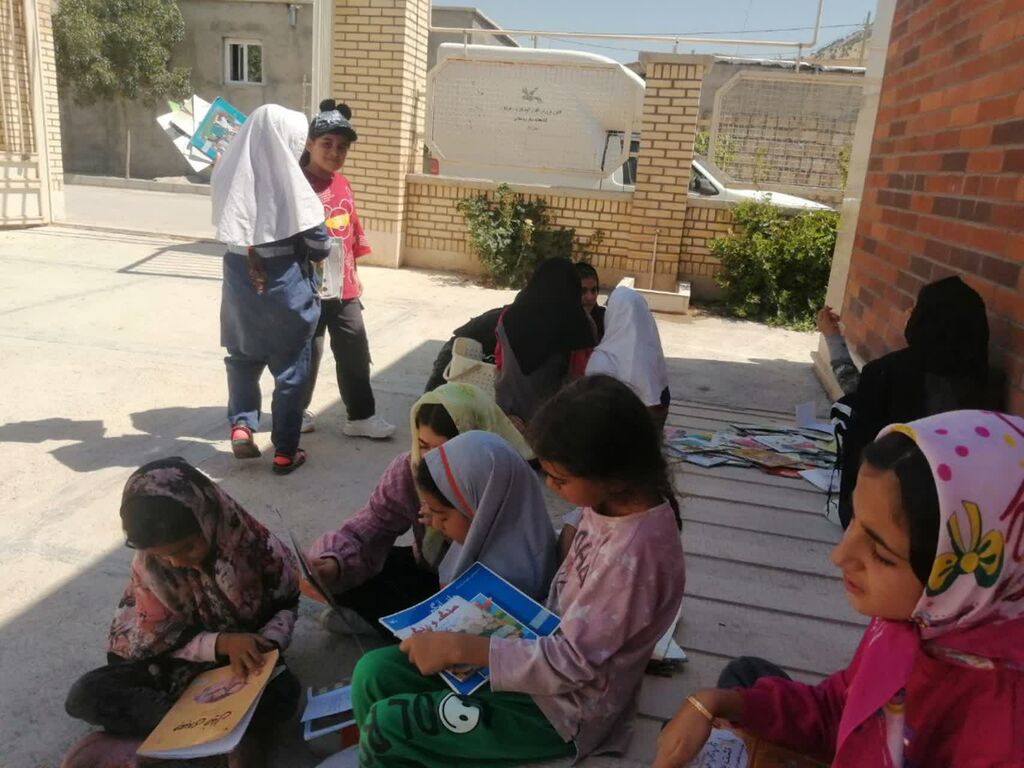 شور ونشاط کودکان ونوجوانان ایلامی در فعالیت های تابستانی