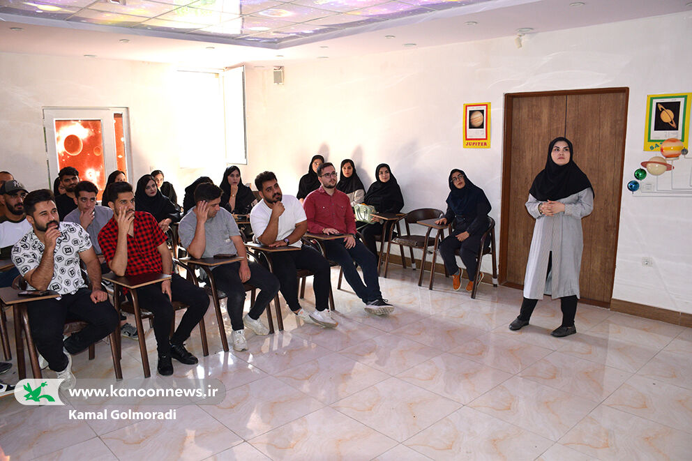 پرستاران لرستانی درکانون پرورش فکری لرستان قصه گو شدند