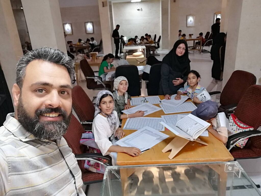 شرکت اعضای کودک و نوجوان کانون مرکز نی ریز در طرح سراسری کتابت قرآن کریم