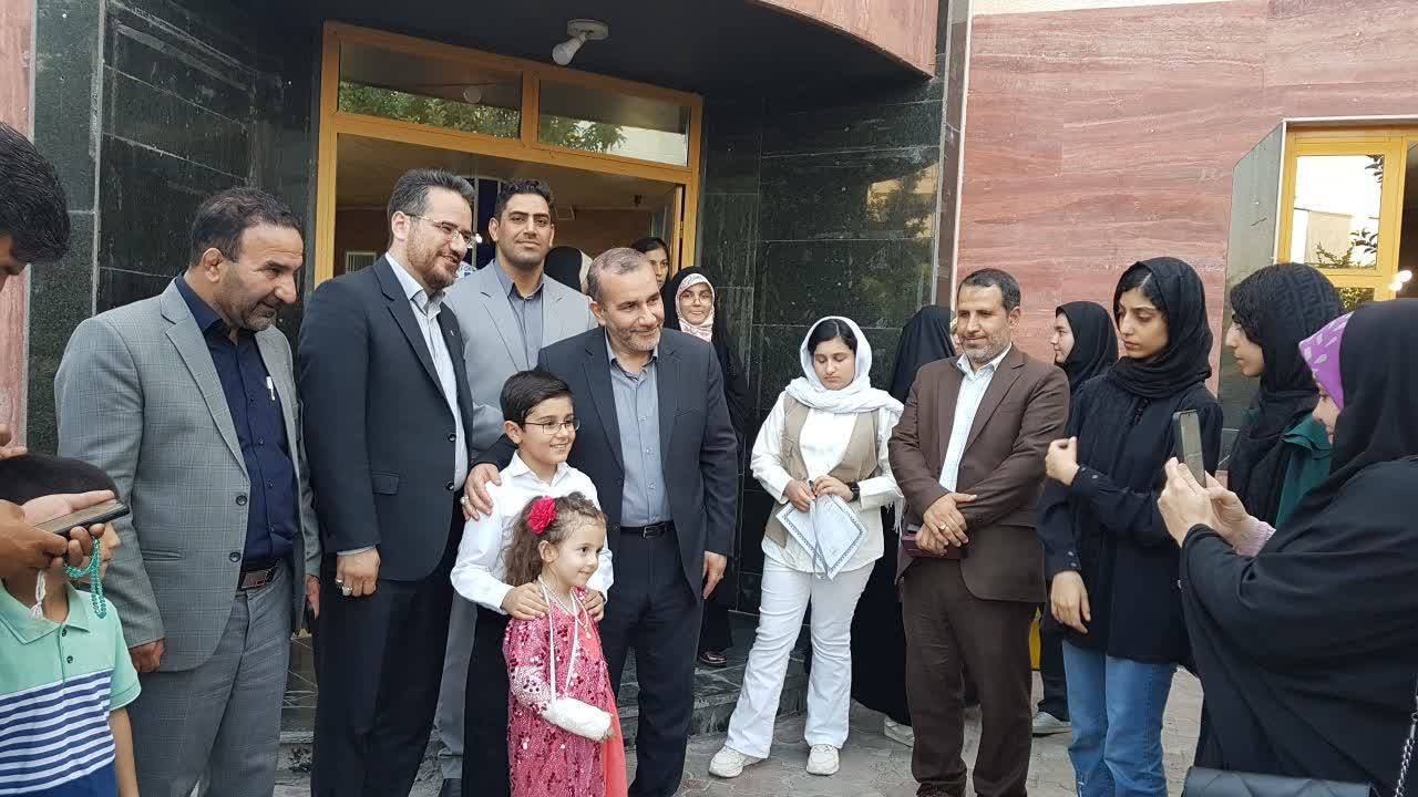 آیین تجلیل از افتخار آفرینان ملی و بینالمللی کودک و نوجوان استان کرمانشاه