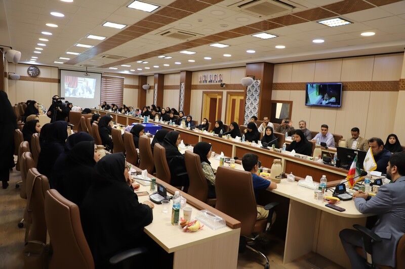 نشست کانون یاران قزوین با نماینده وزارت امورخارجه در استان