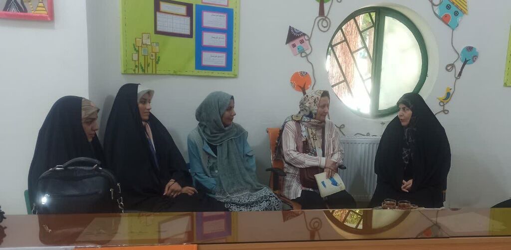 نقاشی با موضوع اهدای خون در کانون استان ایلام