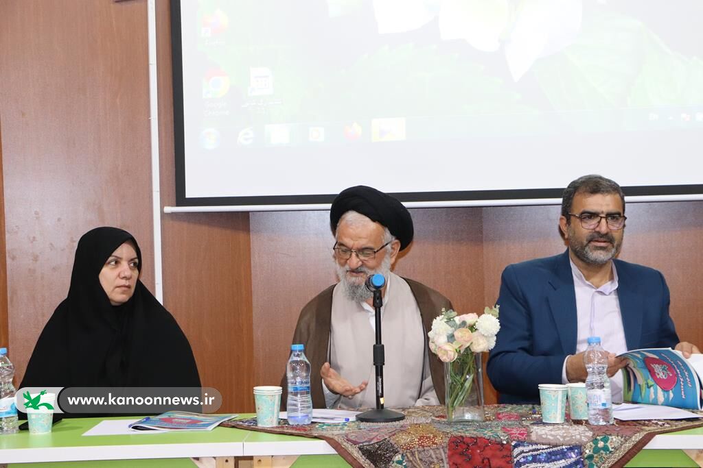 جلسه شورای فرهنگی کودک و نوجوان علی آبادکتول در کانون