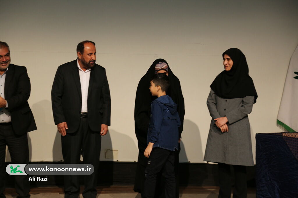 پنجمین دوره جشنواره مشاعره علوی با مشارکت کانون استان بوشهر برگزار شد