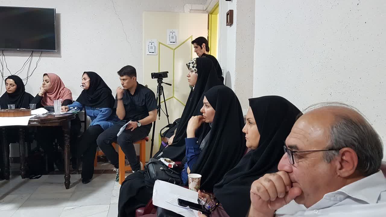 نشست قصه و قصهگویی کانون استان کرمانشاه