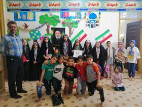 روز رنگی کودکان و نوجوانان خیش‌اشکن با کتابخانه سیار تنگستان استان بوشهر